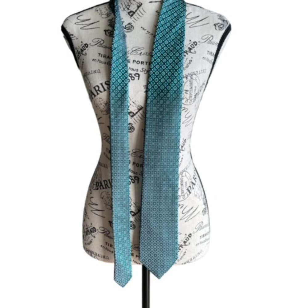 Geoffrey Beene Tie